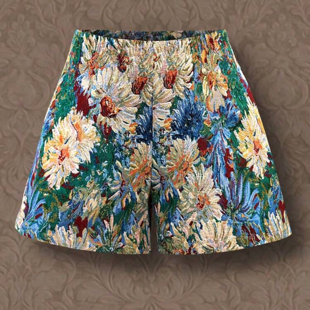 Floral Patterned Women's Shorts Pre Owned